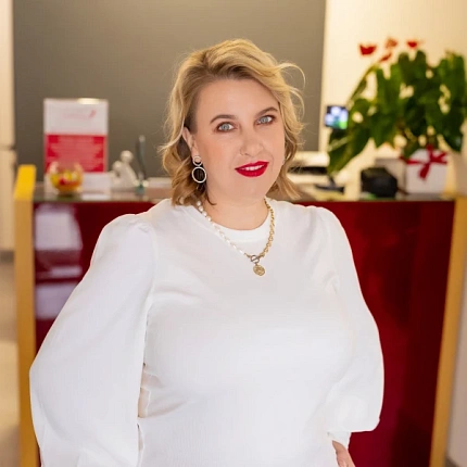 сотрудник 1